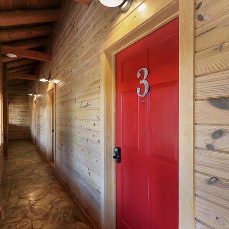 Wimberley Log Cabins Resort And Suites- Unit 3 Kültér fotó